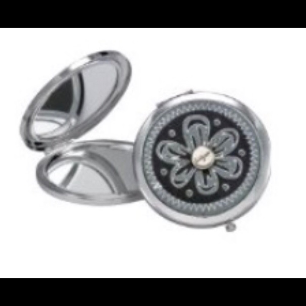 Thirty-One Compact Mirror